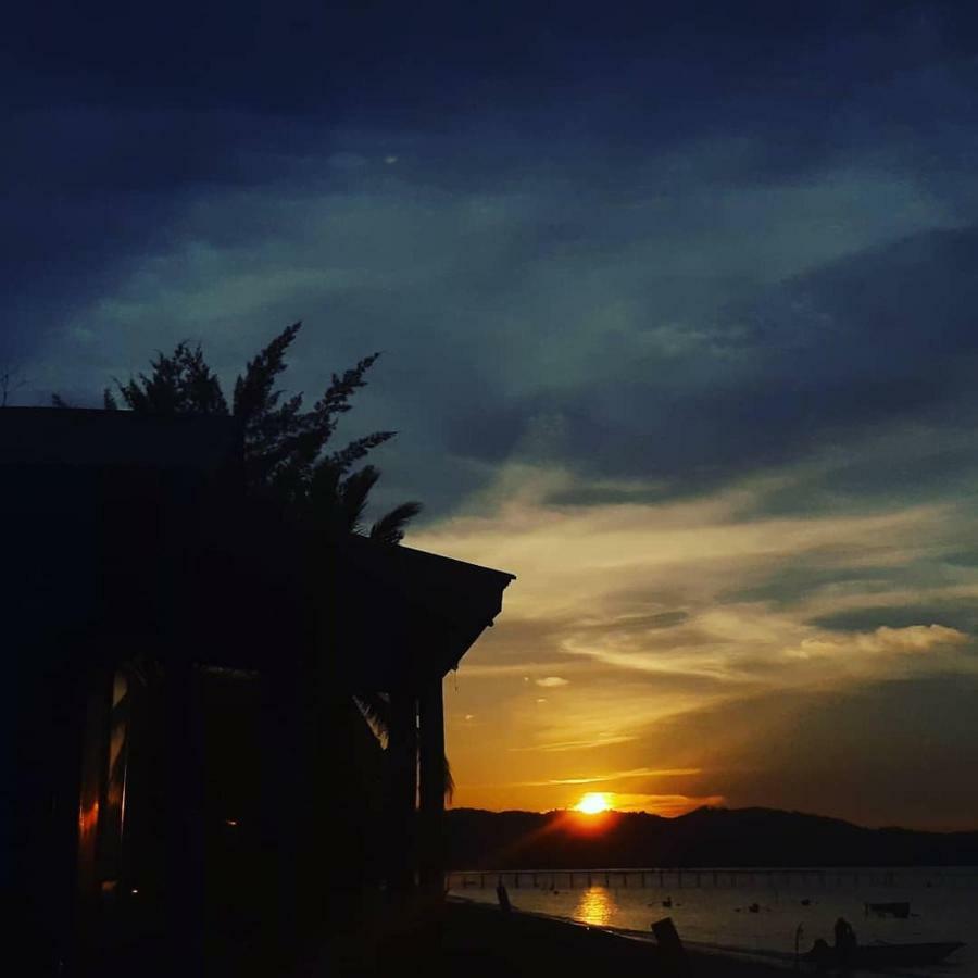 Tajau Laut Guesthouse Kudat Exterior photo